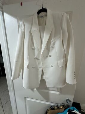 Zara Cream-White Tailored Blazer Set